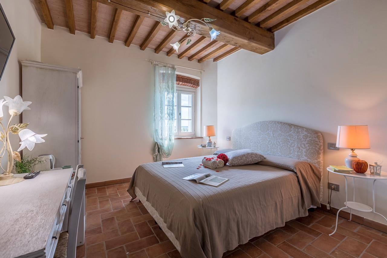 B&B Pietra A Padule Filettole Εξωτερικό φωτογραφία